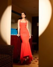 Glamorous Raashi Khanna in a Red Sleeveless Bodycon Dress Pictures 07 Glamorous Raashi Khanna in a Red Sleeveless Bodycon Dress Pictures 07