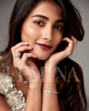 Gorgeous Actress Pooja Hegde Photos