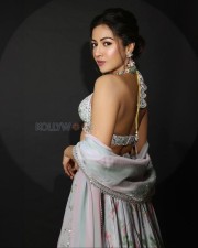 Gorgeous Catherine Tresa in a White Backless Lehenga Pictures 04