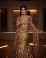 Gorgeous Janhvi Kapoor in a Embellished Gold Lehenga at Anant Ambani and Radhika Merchant Wedding Photos 04 Gorgeous Janhvi Kapoor in a Embellished Gold Lehenga at Anant Ambani and Radhika Merchant Wedding Photos 04