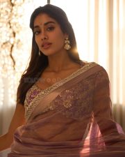 Gorgeous Janhvi Kapoor in an Embroidered Butterfly Netted Baby Pink Saree with a Green Pallu and Infinity Hemline Blouse Photos 08 Gorgeous Janhvi Kapoor in an Embroidered Butterfly Netted Baby Pink Saree with a Green Pallu and Infinity Hemline Blouse Photos 08
