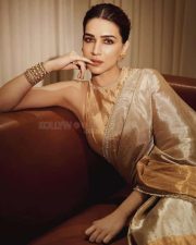 Gorgeous Kriti Sanon in an Ivory Cream Silk Saree Photos 02 Gorgeous Kriti Sanon in an Ivory Cream Silk Saree Photos 02