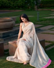 Gorgeous Malavika Mohanan in White Saree Photoshoot Stills 07