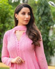 Gorgeous Nora Fatehi in a Pink Salwar Suit Photos 02