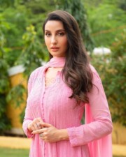 Gorgeous Nora Fatehi in a Pink Salwar Suit Photos 04