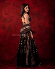 Gorgeous Rashmika Mandanna in a Black and Gold Lehenga Choli Photos 03 Gorgeous Rashmika Mandanna in a Black and Gold Lehenga Choli Photos 03