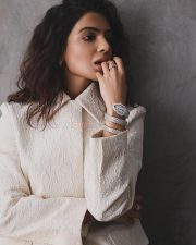 Gorgeous Samantha Ruth Prabhu in a Gucci White Jacket and Skirt Photos 01 Gorgeous Samantha Ruth Prabhu in a Gucci White Jacket and Skirt Photos 01