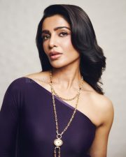 Gorgeous Samantha in a Purple One Shoulder Dress with a Long Gold Necklace Photos 04