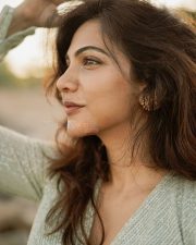 Graceful Beauty Madonna Sebastian in a Metallic V Neck Dress with Long Sleeves Pictures 01