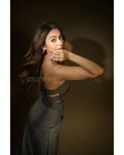 Graceful Rakul Preet Singh in an Off Shoulder Corset Dungaree Top and Skirt Photos 01 Graceful Rakul Preet Singh in an Off Shoulder Corset Dungaree Top and Skirt Photos 01