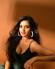 Hari Hara Veera Mallu Actress Nidhhi Agerwal Sexy Pictures