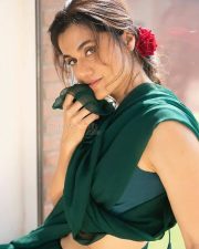 Haseen Dilruba 2 Actress Taapsee Pannu in a Green Cotton Saree Photo 01