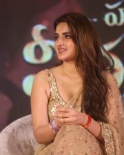 Heroine Nidhhi Agerwal at Hari Hara Veera Mallu Success Meet Photos 27