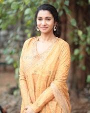Heroine Priya Bhavani Shankar at Demonte Colony 2 Pre Release Event Photos 05