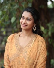 Heroine Priya Bhavani Shankar at Demonte Colony 2 Pre Release Event Photos 11