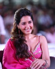 Heroine Raashi Khanna at Ustaad Bhagat Singh Grand Pre Release Event Pictures 06