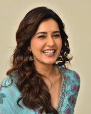 Heroine Raashii Khanna at Ustaad Bhagat Singh Interview Stills 18