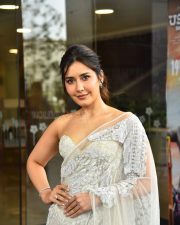 Heroine Raashii Khanna at Ustaad Bhagat Singh Success Press Meet Pictures 12