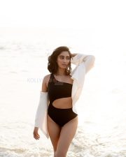 Hot Deepti Sati in a Black One Shoulder Front Cut Out Monokini Swimsuit Pictures 04