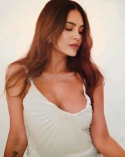 Hot Esha Gupta in a White Nightgown Photos 02