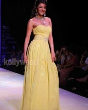 Kajal Agarwal Ramp Walk @ IIJW 2011 Hot Kajal Agarwal Ramp Walk Pictures