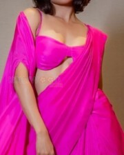 Hot Samantha in a Pink Saree Photos 03