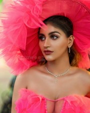 Hot Tamil Actress Yashika Aannand Sexy Photoshoot Pictures 01 Hot Tamil Actress Yashika Aannand Sexy Photoshoot Pictures 01