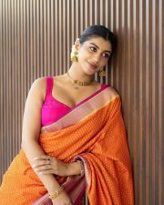 Hot Yashika Aannand in a Pink and Orange Saree Pictures 01