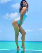 Hot and Sexy Hina Khan in a Bikini Pictures 01