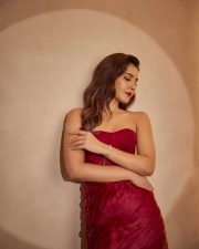 Hot and Stunning Raashii Khanna in a Red Strapless Bodycon Dress Photos 05