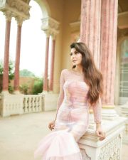 Housefull 5 Actress Jacqueline Fernandez Stunning Photoshoot Pictures 01