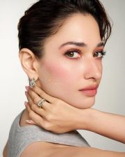 IPS Maria Actress Tamannaah Bhatia in a Simple Grey Ribbed Tank Top Pictures 02
