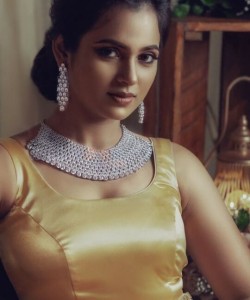 Idumbankaari Actress Ramya Pandian Photo 01