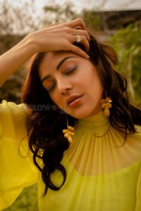 Indian Actress Kajal Aggarwal Sexy Pics