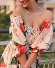 Indian Actress Payal Rajput Sexy Floral Photos