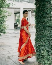 Indian Actress Samantha Ruth Prabhu in a Traditional Red Banarasi Silk Saree Pictures 03