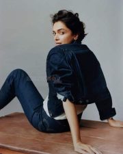 Indian Beauty Deepika Padukone Pictures 02