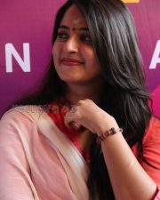 Inji Iduppazhagi Movie Heroine Anushka Shetty Photos