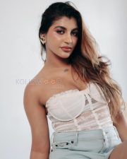 Irresistible Yashika Aannand Cleavage in a White Lace Strapless Bustier Corset Top And Blue Denim Cut Off Shorts Photos 03