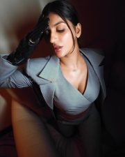 Ivan Than Uthaman Actress Yashika Aannand in a Grey Crop Top with Plunging V Neckline and Matching Grey Trousers Photos 03