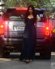 Janhvi Kapoor Spotted at Maddock Office in Santacruz Photos