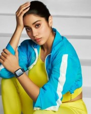 Janhvi Kapoor in a Lime Green Sportswear Photoshoot Pictures 01
