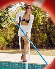 Jogira Sara Ra Ra Heroine Neha Sharma Sexy Bikini Photos 02