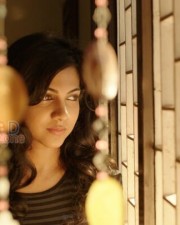 Kadhalum Kadanthu Pogum Movie Heroine Madonna Sebastian Photos