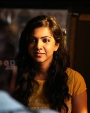 Kadhalum Kadanthu Pogum Movie Heroine Madonna Sebastian Photos