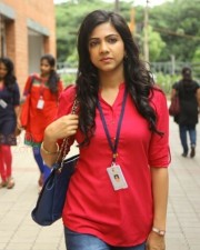 Kadhalum Kadanthu Pogum Movie Heroine Madonna Sebastian Photos
