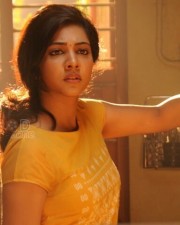 Kadhalum Kadanthu Pogum Movie Heroine Madonna Sebastian Photos