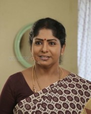 Kamali From Nadukkaveri Movie Photos