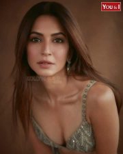 Kannada Beauty Kriti Kharbanda Sexy Pictures 02