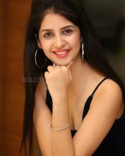 Kashish Vohra Sexy Photos